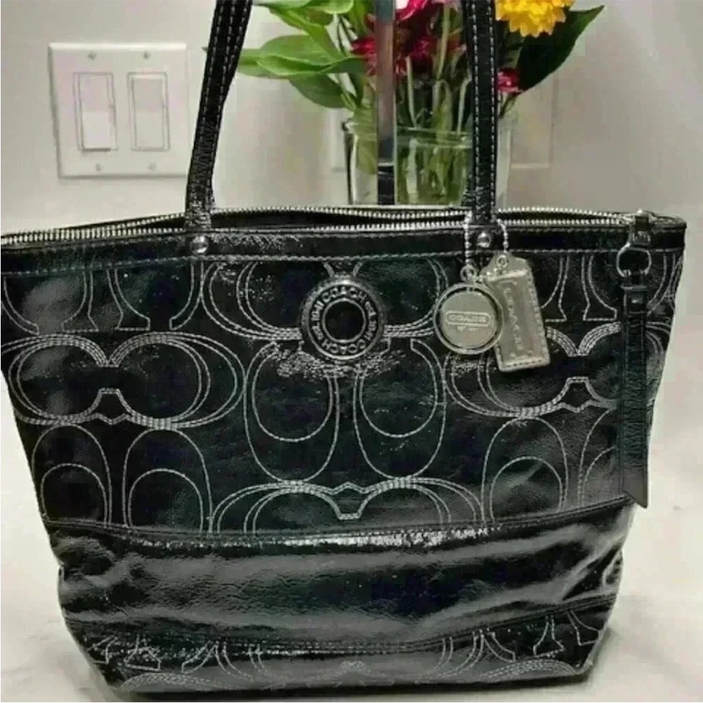 Coach Black Signature Tote Bag with Glossy Finish - Picture 2 of 16